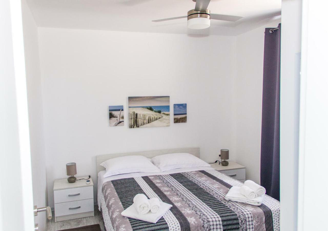 Apartmani Zoric Punat Eksteriør billede