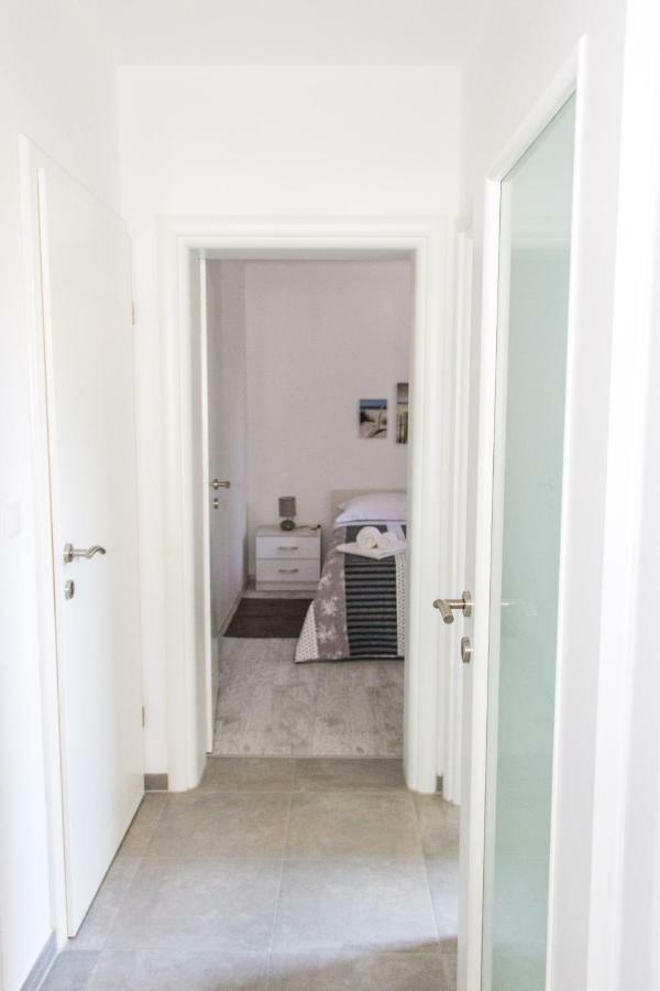 Apartmani Zoric Punat Eksteriør billede